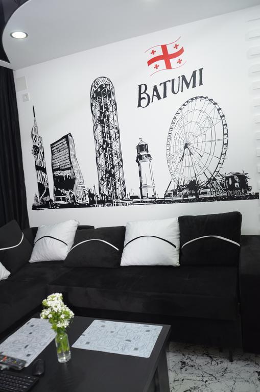 Studio "Black - White" Batumi Exteriör bild